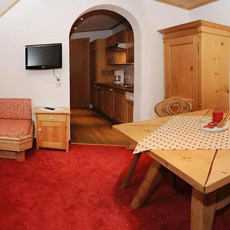 Ruhige Im Ortszentrum By Interhome *